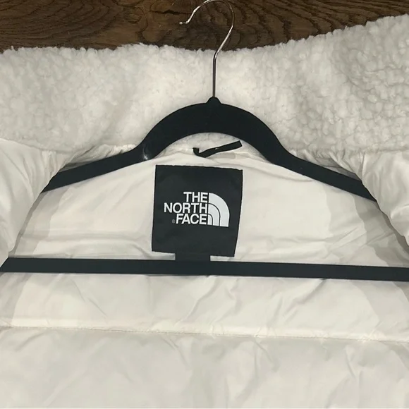 North Face Women’s Nupste Sherpa Puffer Jacket Responsible Down Cropped - Picture 5 of 10